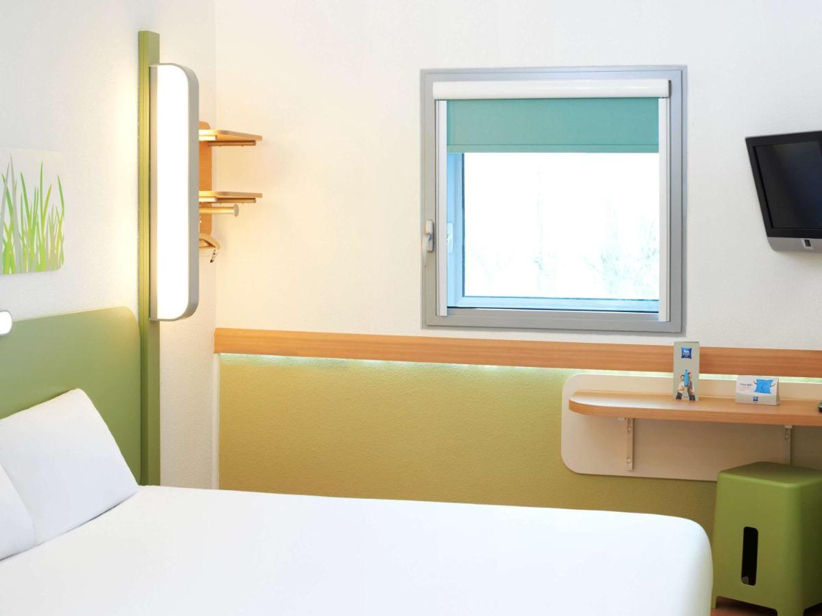 ibis budget Newport Buitenkant foto