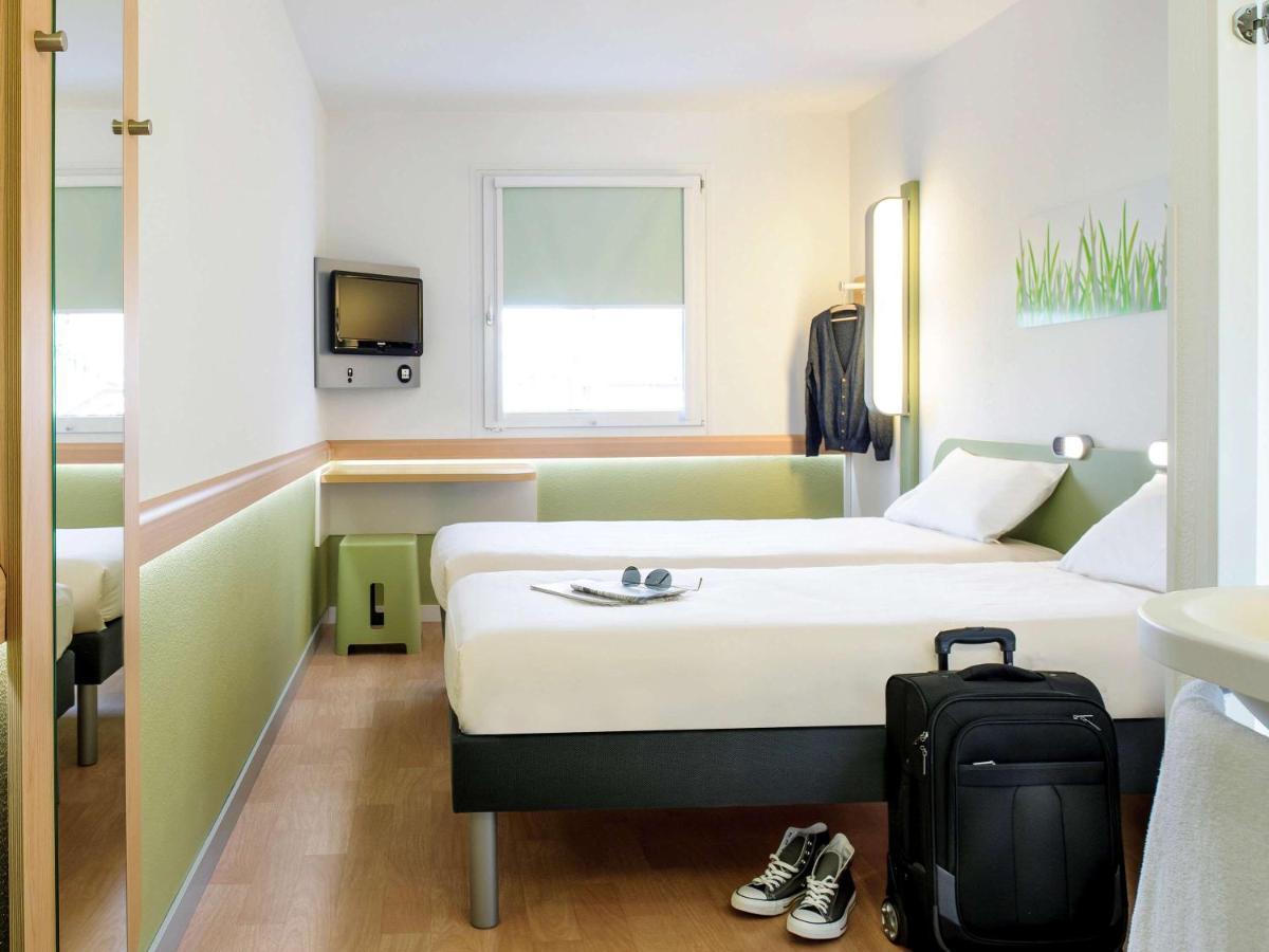 ibis budget Newport Buitenkant foto