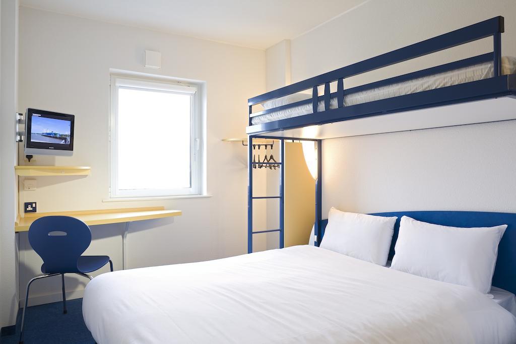 ibis budget Newport Buitenkant foto