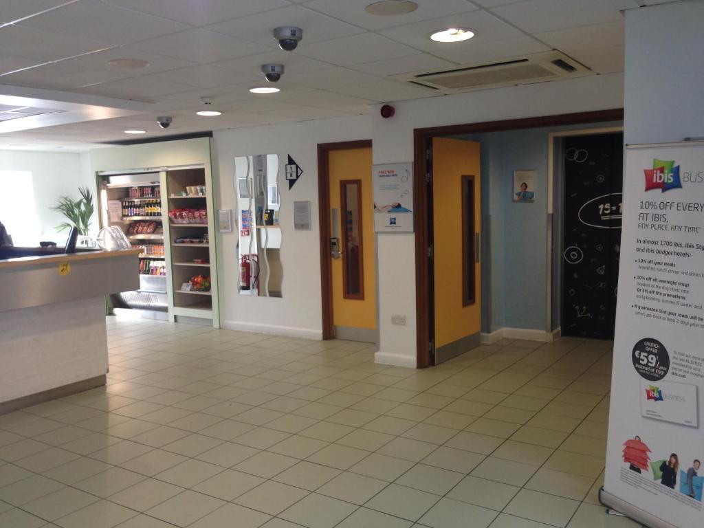 ibis budget Newport Buitenkant foto