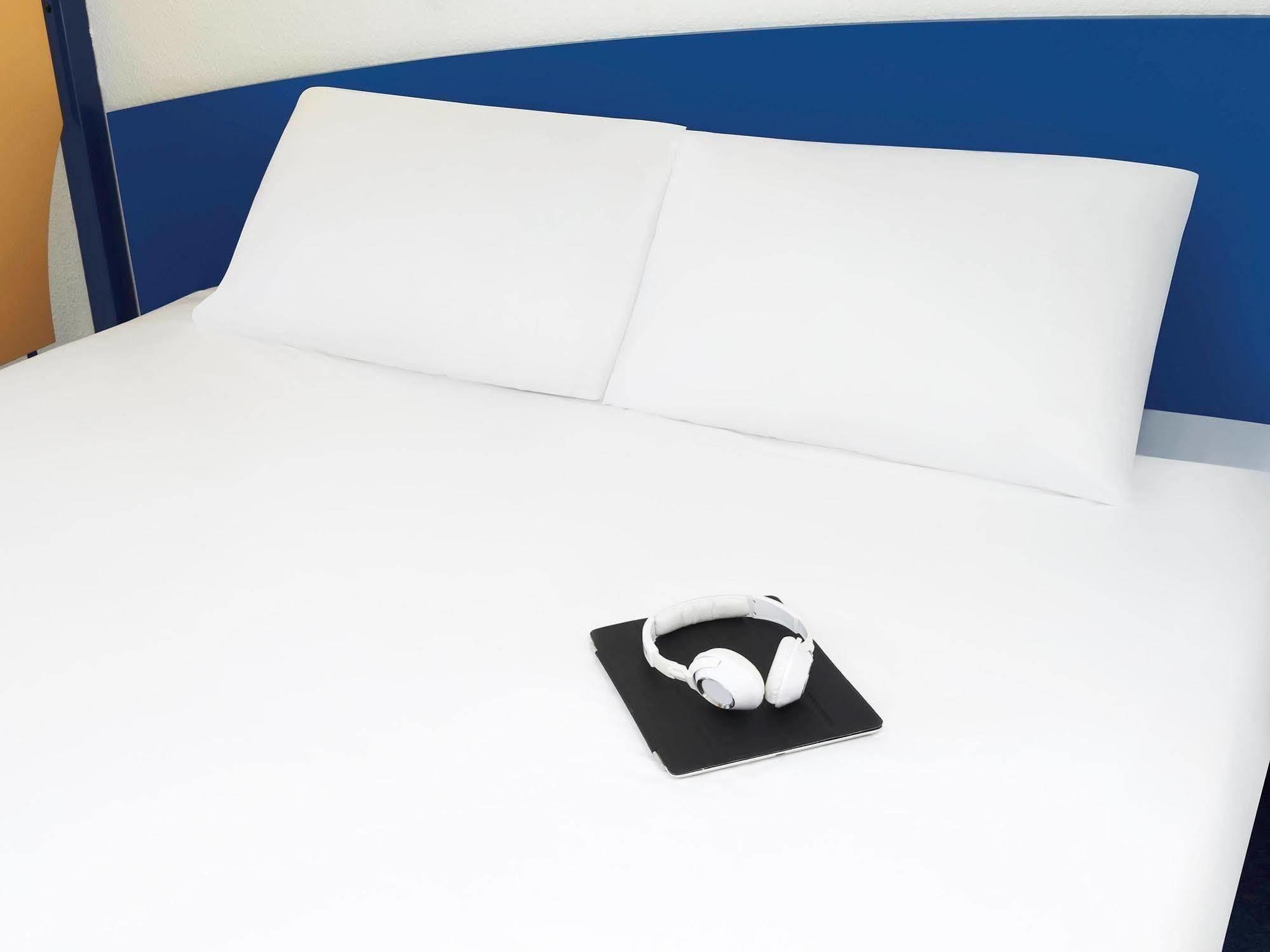 ibis budget Newport Buitenkant foto