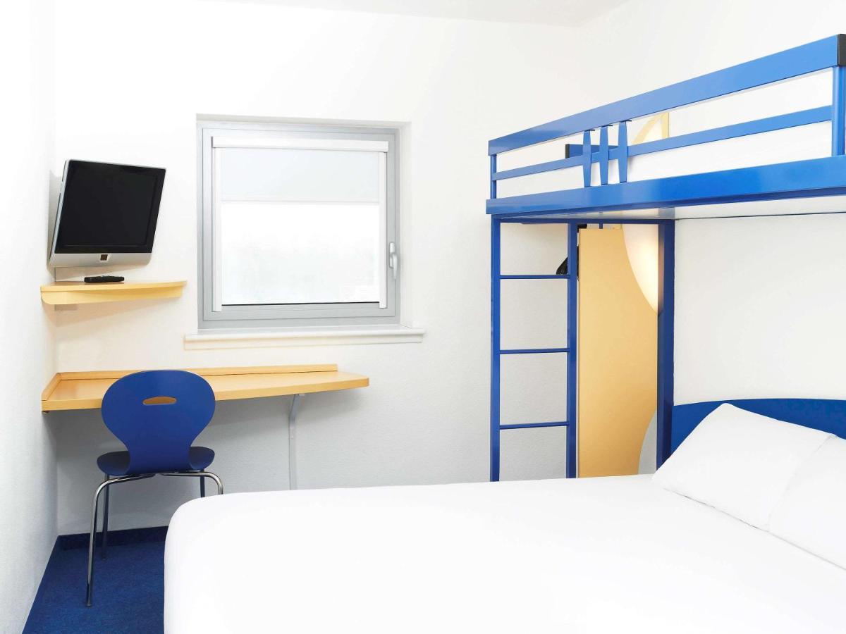 ibis budget Newport Buitenkant foto